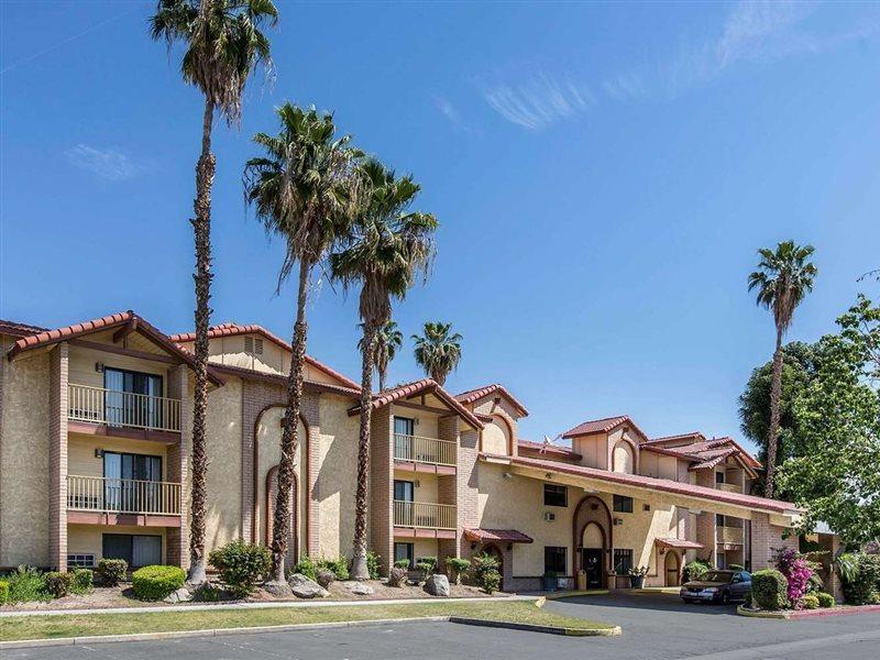 Quality Inn & Suites Bakersfield Exterior foto